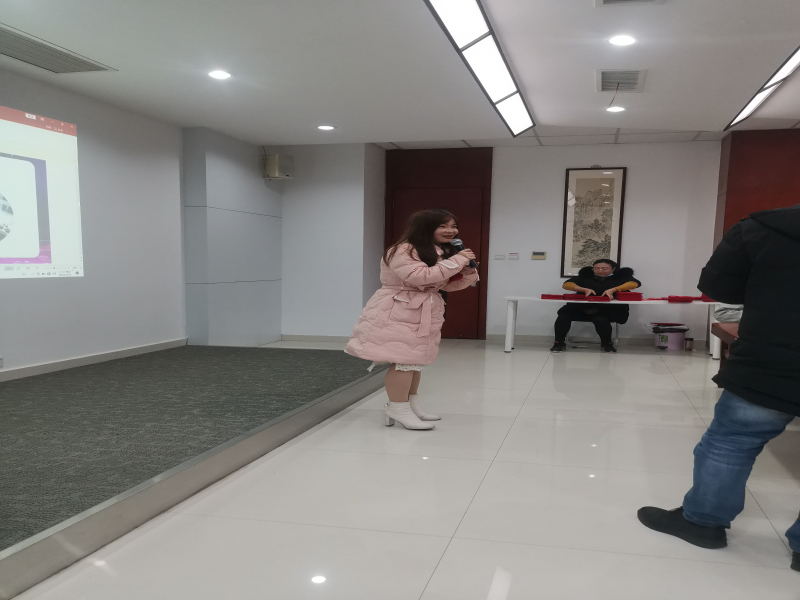 1644656827493303.jpg 優(yōu)秀員工代表發(fā)言.jpg